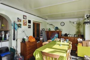 Photo 1- click for photo gallery